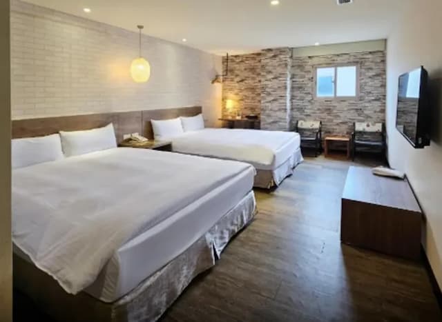 Herb Art Hotel-Superior Quadruple Room-1