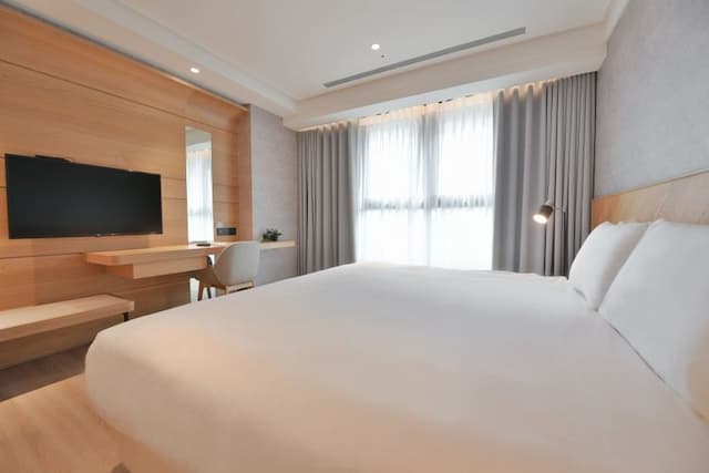 New｜CHECK inn Select New Taipei Sanchong Waterfront-Classic Double Room-3