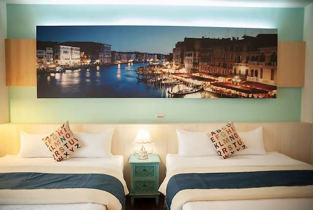 Lotus Spring Garden Huajian Yashe-Lotus Spring Garden - Venice Quadruple Room-2