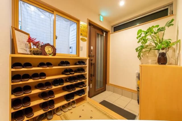 A two-story house! Nishikujo! USJ!-2-5 minutes walk from Nishikujo station USJ Small groups are welcome!-2