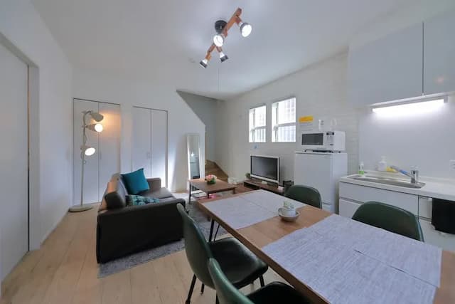 高翔 TAKASHO -HANAZONOMINAMI--新築！一軒家貸切！関西国際空港から直通！難波・梅田直通！好立地！-3