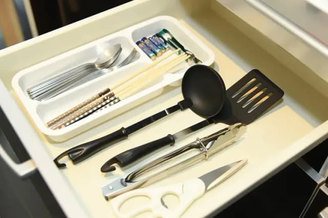 スプーンやフォークなど