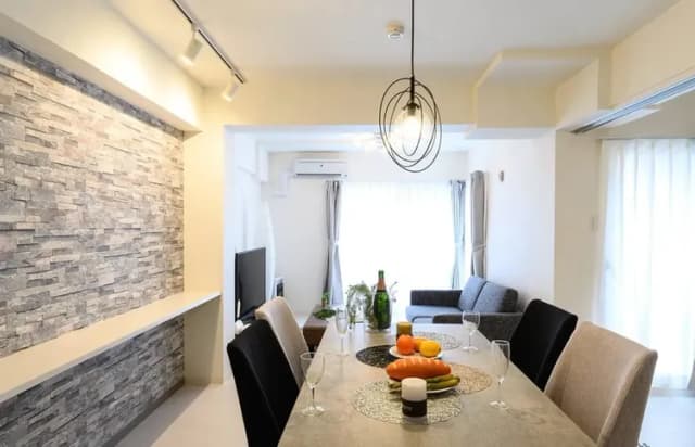 ダイニングテーブル