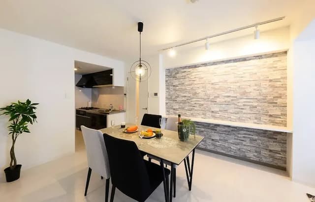 ダイニングテーブル