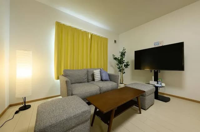 ソファでゆっくりくつろいでください！