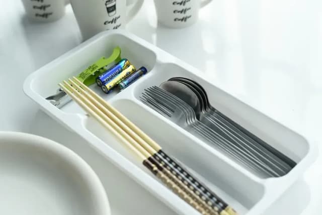 お箸、スプーン、フォーク、ワインオープナー