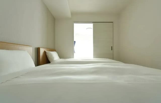 シングルベッドは各部屋２台