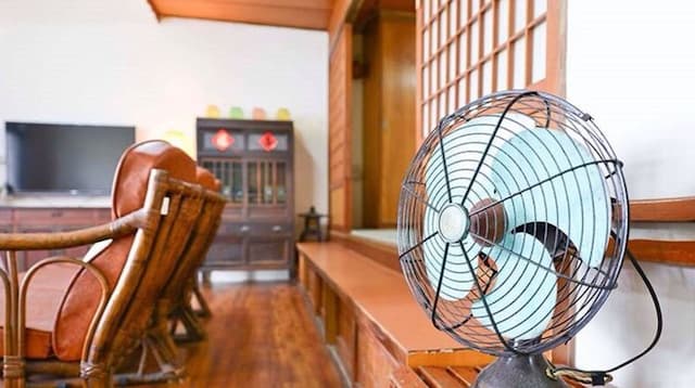 識 臺南｜近藍晒圖＆奇美博物館、只接一組房客-包層懷舊樸實氛圍的老式公寓，兩人包層入住-4