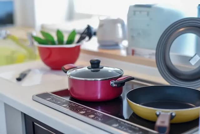 Ryo-an 2-3rd floor charter ★ 5 minutes walk from Otaru station / up to 4 people Basic charge / Relax in the large living room. Ryoan-9