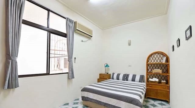 識 臺南｜近藍晒圖＆奇美博物館、只接一組房客-包層懷舊樸實氛圍的老式公寓，5-6人入住-10