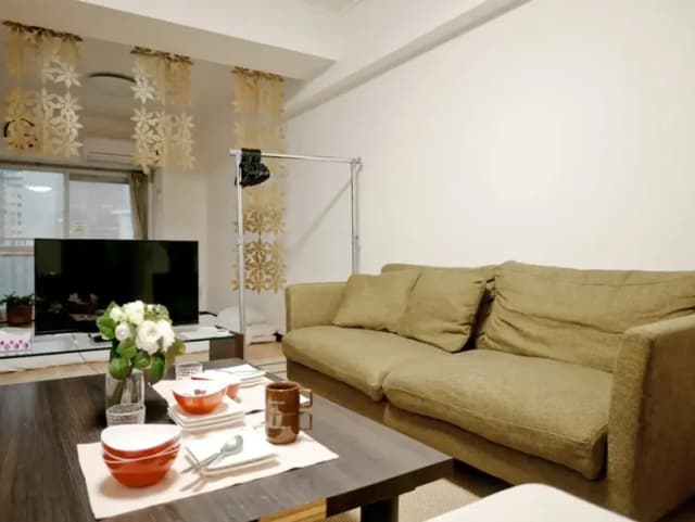 Susukino Plaza 4th floor-(1344) 6 minutes walk to downtown Susukino! 8-person room welcomed by families and groups! Susukino Plaza 409-11