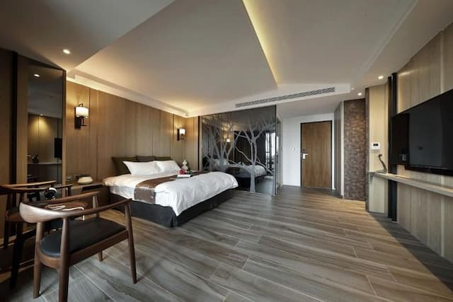 DOHOHOTEL-Deluxe Double Room (No Meat Food)-3