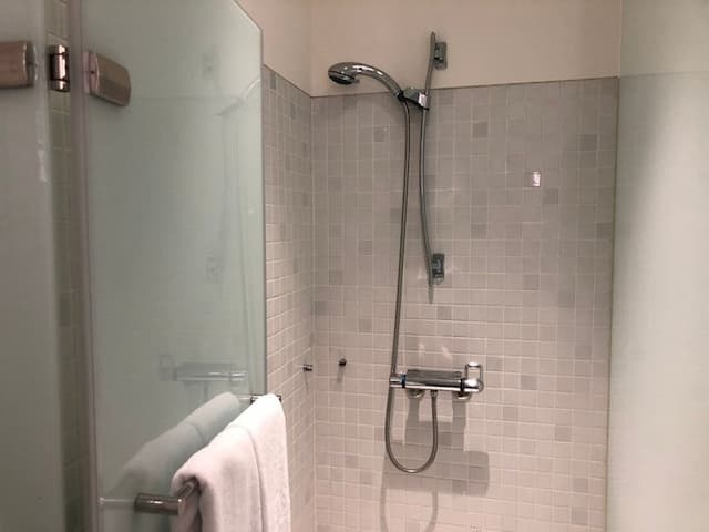 New｜CHECK inn Select New Taipei Sanchong Waterfront-Classic Twin Room with Balcony-5