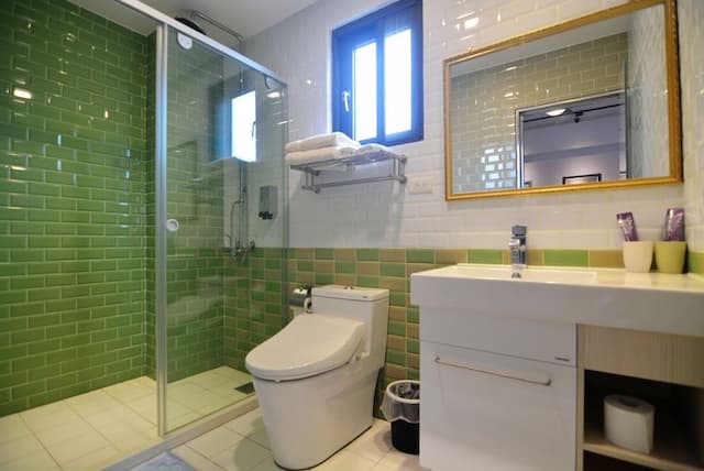 Say Yeah Inn-202 enjoy sunny double room-3