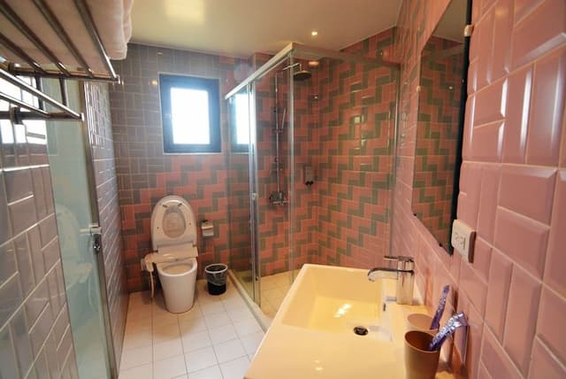 Say Yeah Inn-203 enjoy star double room-4