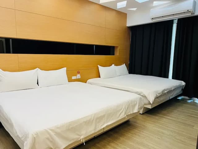 Apple Tree B&B-Family 3-person suite-6