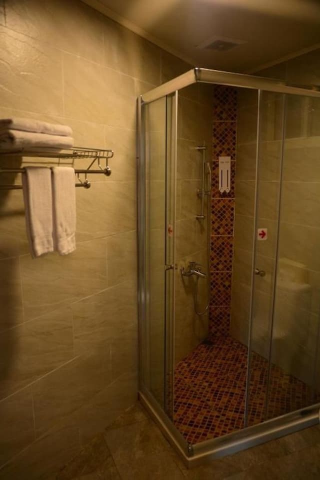 Champs Elysées Garden Homestay-Chanson Double Room-5