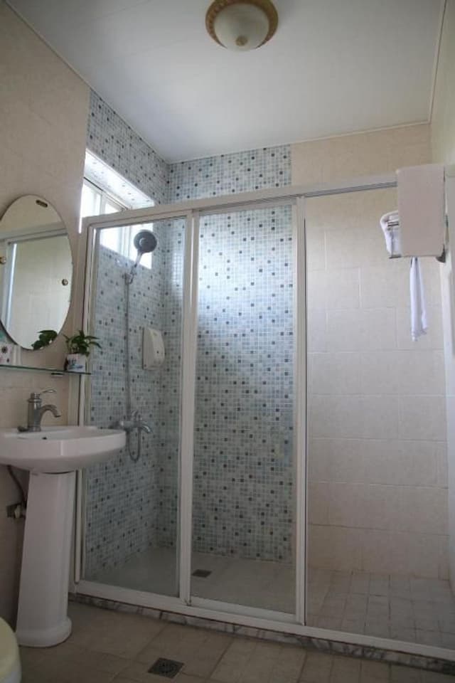 Champs Elysées Garden Homestay-Family Triple Room-3