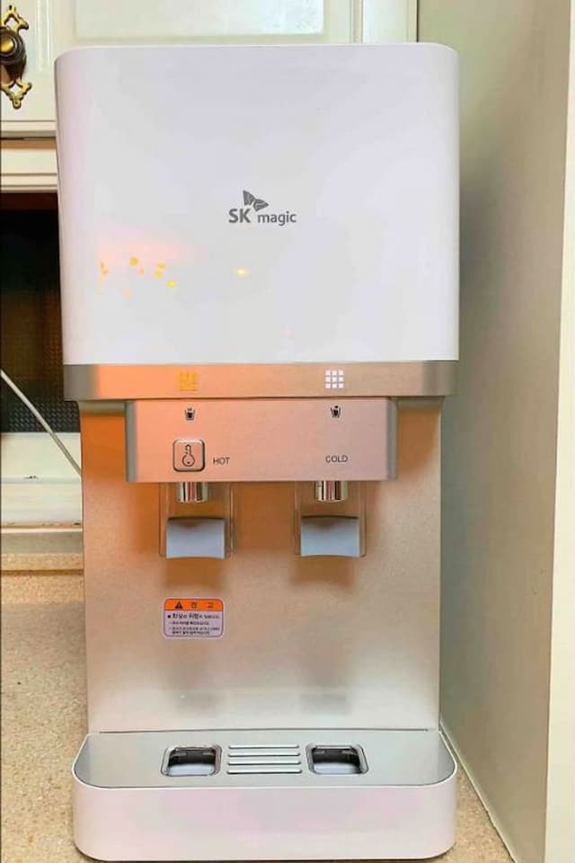 陳&蘇吉居 III｜5分鐘到弘大入口站 近京義線書街 延世大學-12-16人房-9