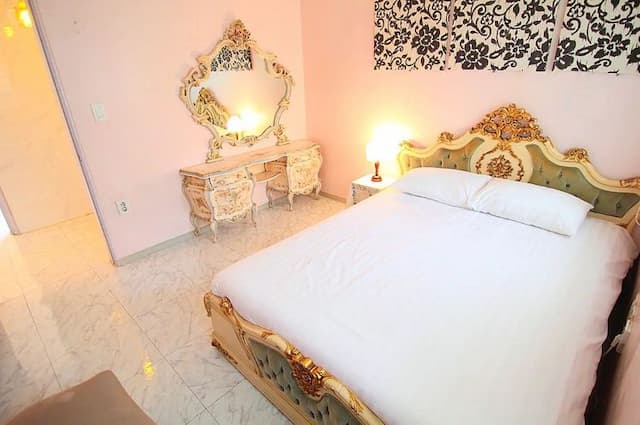 陳&蘇吉居 VII｜7分鐘到弘大入口站 近延央公園-8-13人入住 (301號房)-3