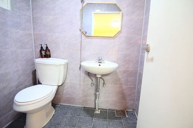 陳&蘇吉居 VII｜7分鐘到弘大入口站 近延央公園-8-13人入住 (301號房)-10