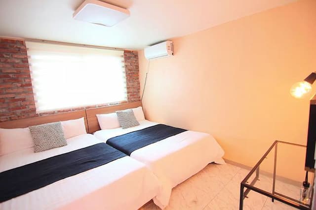 陳&蘇吉居 VII｜7分鐘到弘大入口站 近延央公園-8-16人入住 (101號房)-7