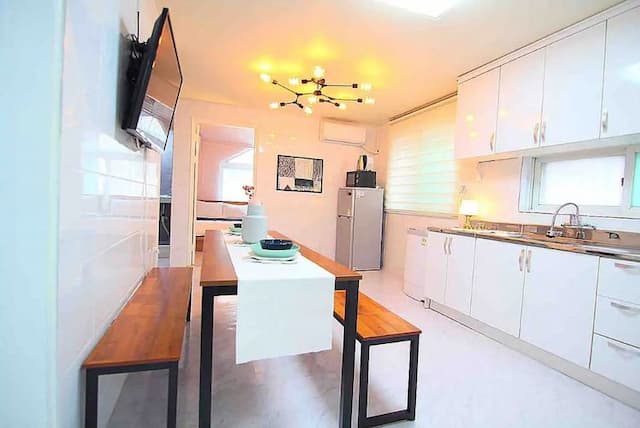 陳&蘇吉居 VII｜7分鐘到弘大入口站 近延央公園-8-16人入住 (401號房)-9