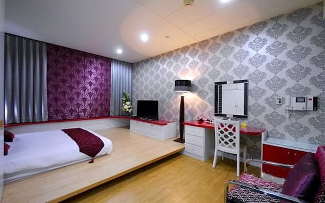 Cape 85-Atrium double room (no pick room)-10