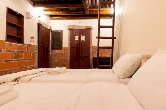 Kinmen house of Old Tiles Shuitou No 4-Spacious Loft Suite-1