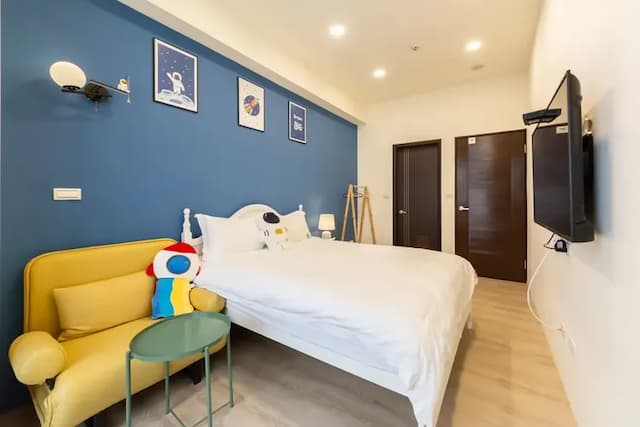 TEN FIVE FIFTHS HOMESTAY-Entire House (14 people)-1