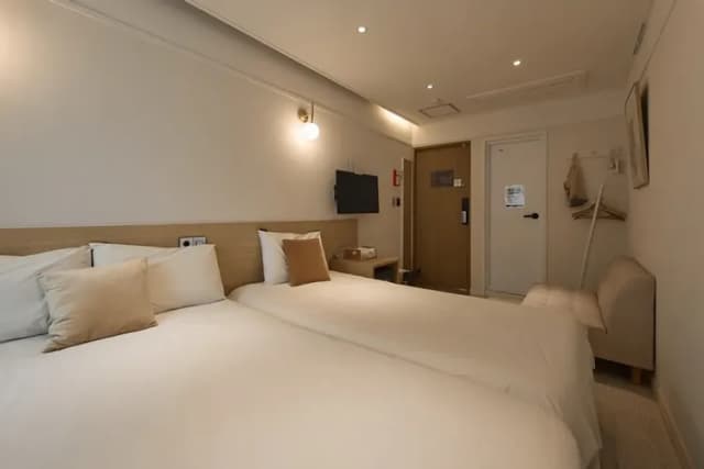 ’獨價’  Artravel 明洞｜2分鐘到明洞站 近首爾塔-2~3人房，最多可3人入住 #T7-9