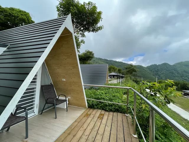 尖石天空小木屋露營區｜獨家8折起！寵物友善、高海拔、鄰近青蛙石天空步道-【露營小木屋】4人入住｜需自備棉被枕頭-2