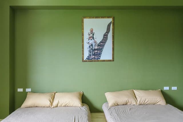 電影人的家，掛了許多電影海報。 one of our favorite movie