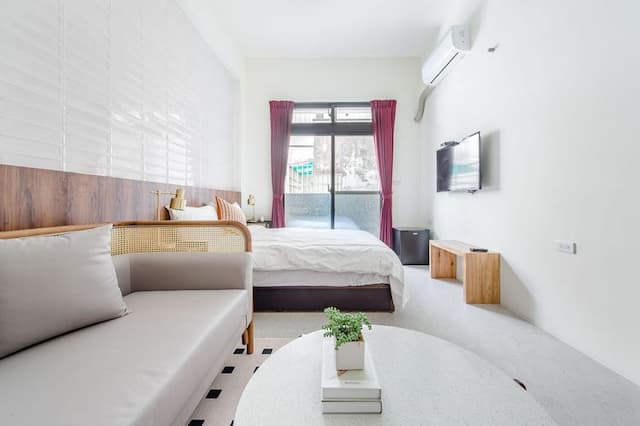 Choco style inn-Deluxe Double Room with Balcony-A202.A302-9