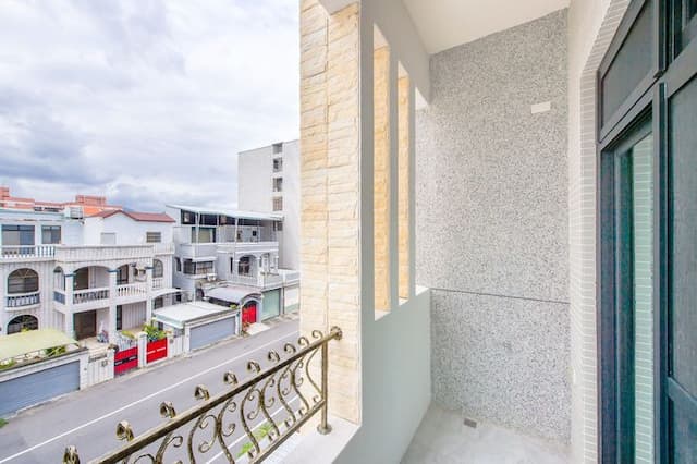 Choco style inn-Superior Quadruple Room with Balcony-B301-7