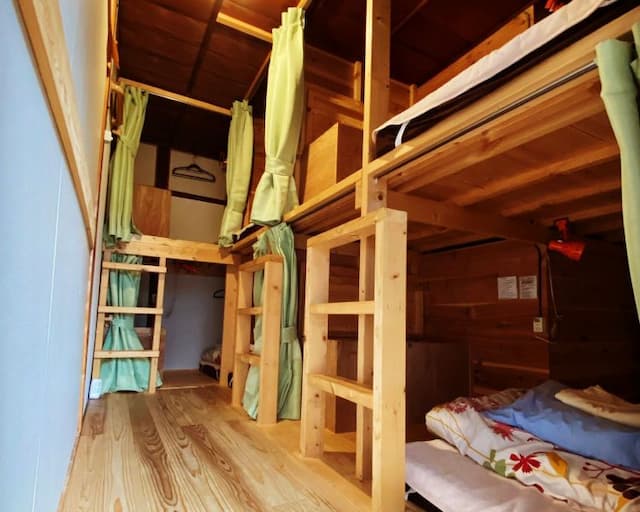 ホステルオトロムンド-男女共用ドミトリールーム-1