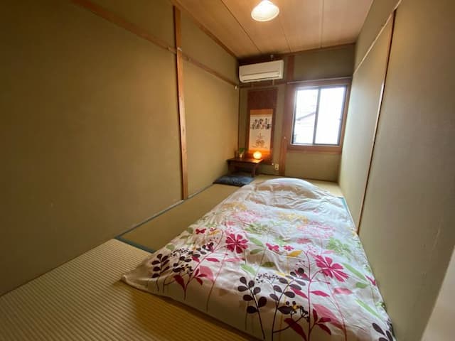ホステルオトロムンド-和室ツインルーム-1
