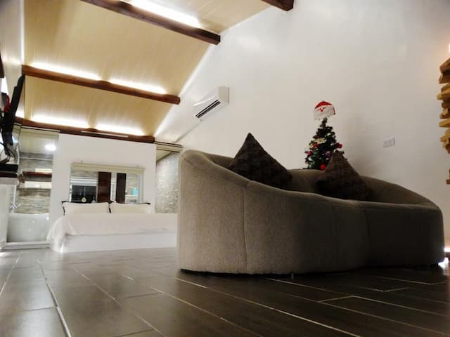 Small House Villa | 南法風情-Brown 豪華雙人房-2