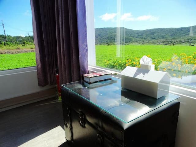 Small House Villa | 南法風情-Purple 豪華雙人房-7