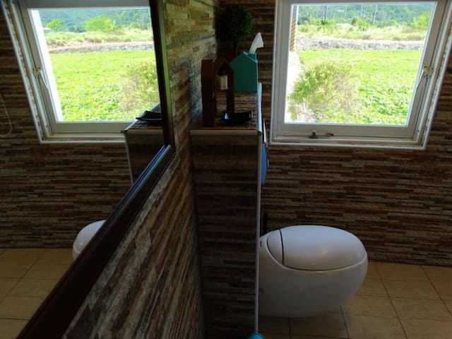 Small House Villa | 南法風情-Purple 豪華雙人房-6