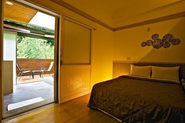 新竹尖石峇里森林溫泉渡假村-精緻雙人房-2