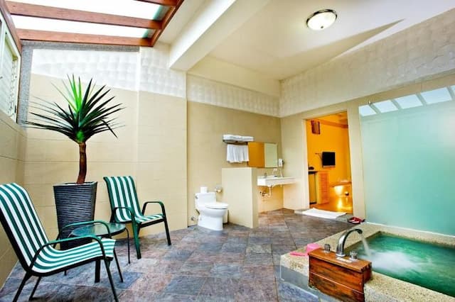 新竹尖石峇里森林溫泉渡假村-標準四人房-3