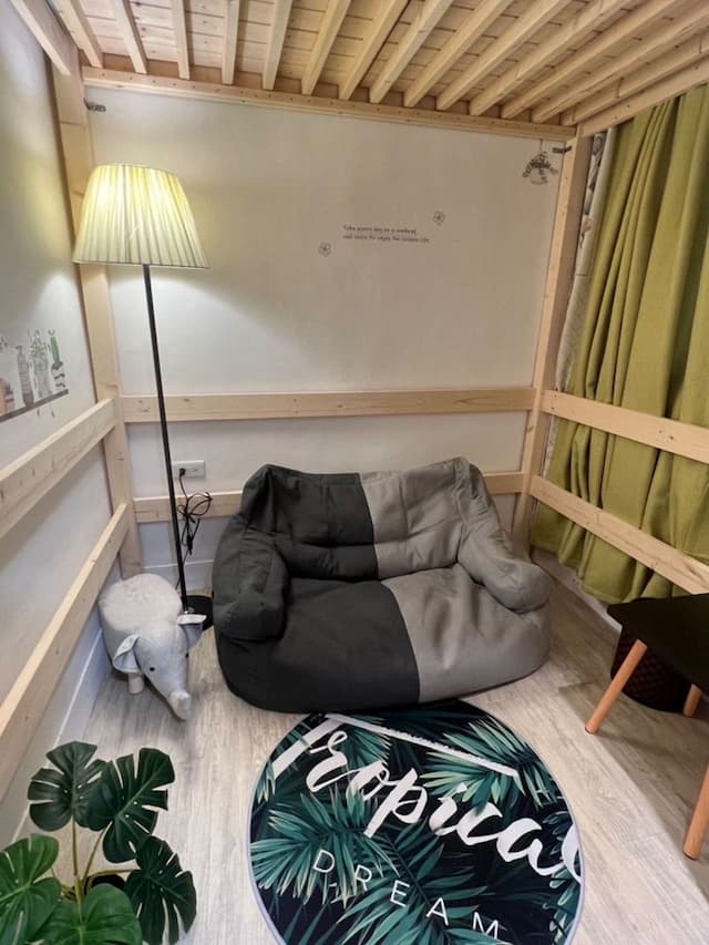 black kitten BNB-302 Warm Double Room (We are moving to a new address, please be sure to contact us in Kalai)-3