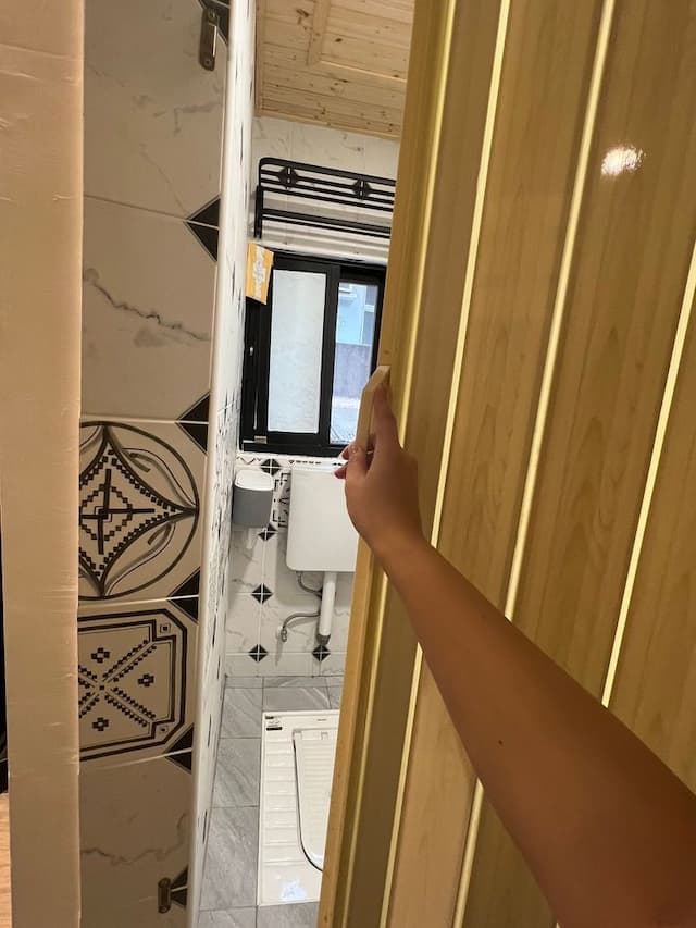 black kitten BNB-302 Warm Double Room (We are moving to a new address, please be sure to contact us in Kalai)-5