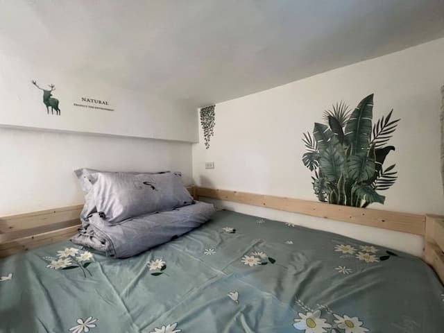 black kitten BNB-302 Warm Double Room (We are moving to a new address, please be sure to contact us in Kalai)-2