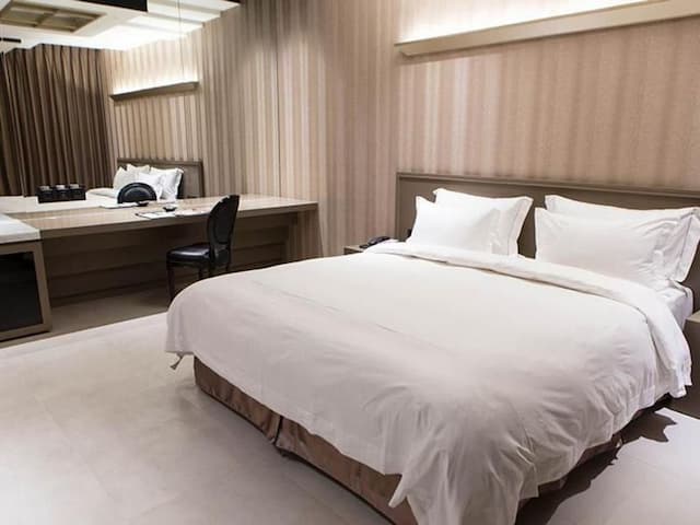 歐遊國際連鎖精品旅館-新莊館-白金套房Platinum Suite【不挑房】-4