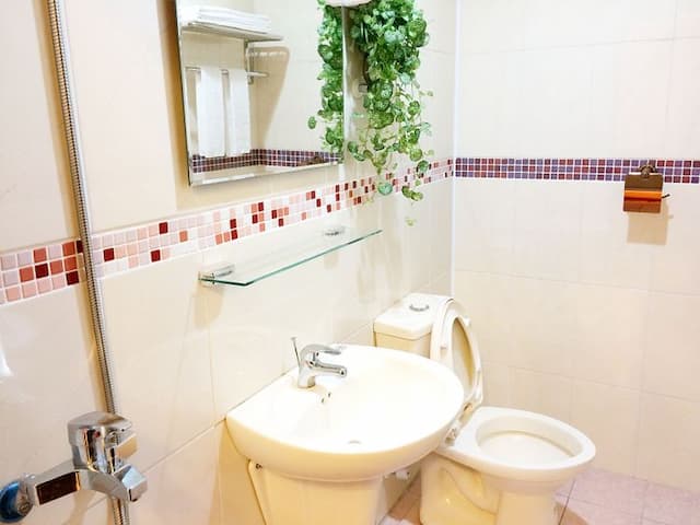 SNUG·NINE (S·9旅宿)-雙人房 (無窗)-不可加床-8