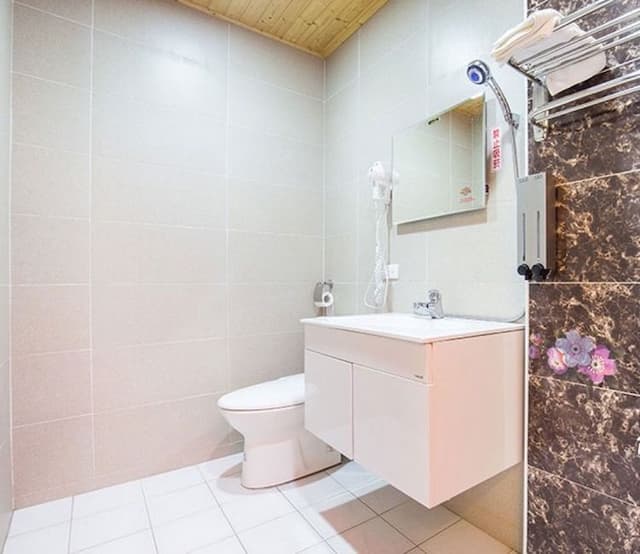 Blossoms B&B-202 Sakura Double Room-4