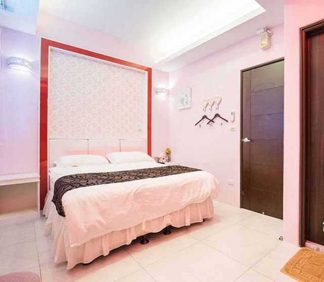 Blossoms B&B-202 Sakura Double Room-1