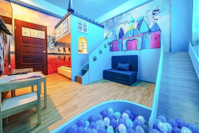 HAN TIAN TOMG YU-Room 201 Frozen Quadruple Room-1